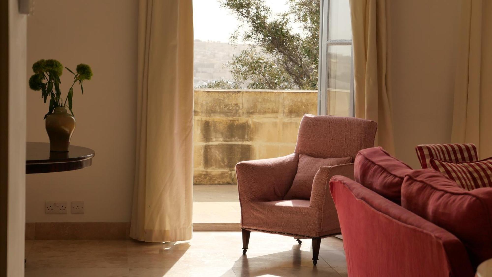Penthouse W/ Unique Harbour View * Valletta