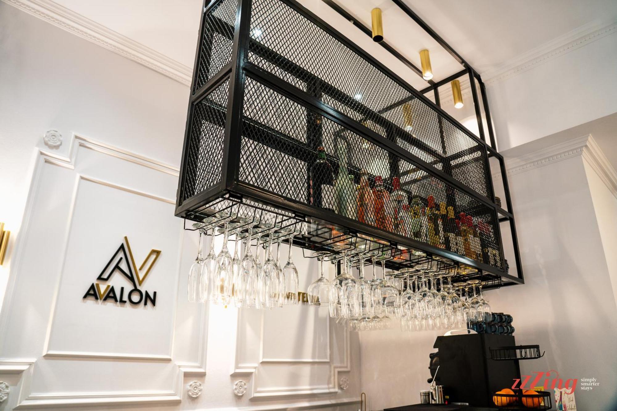 Avalon Boutique * Valletta