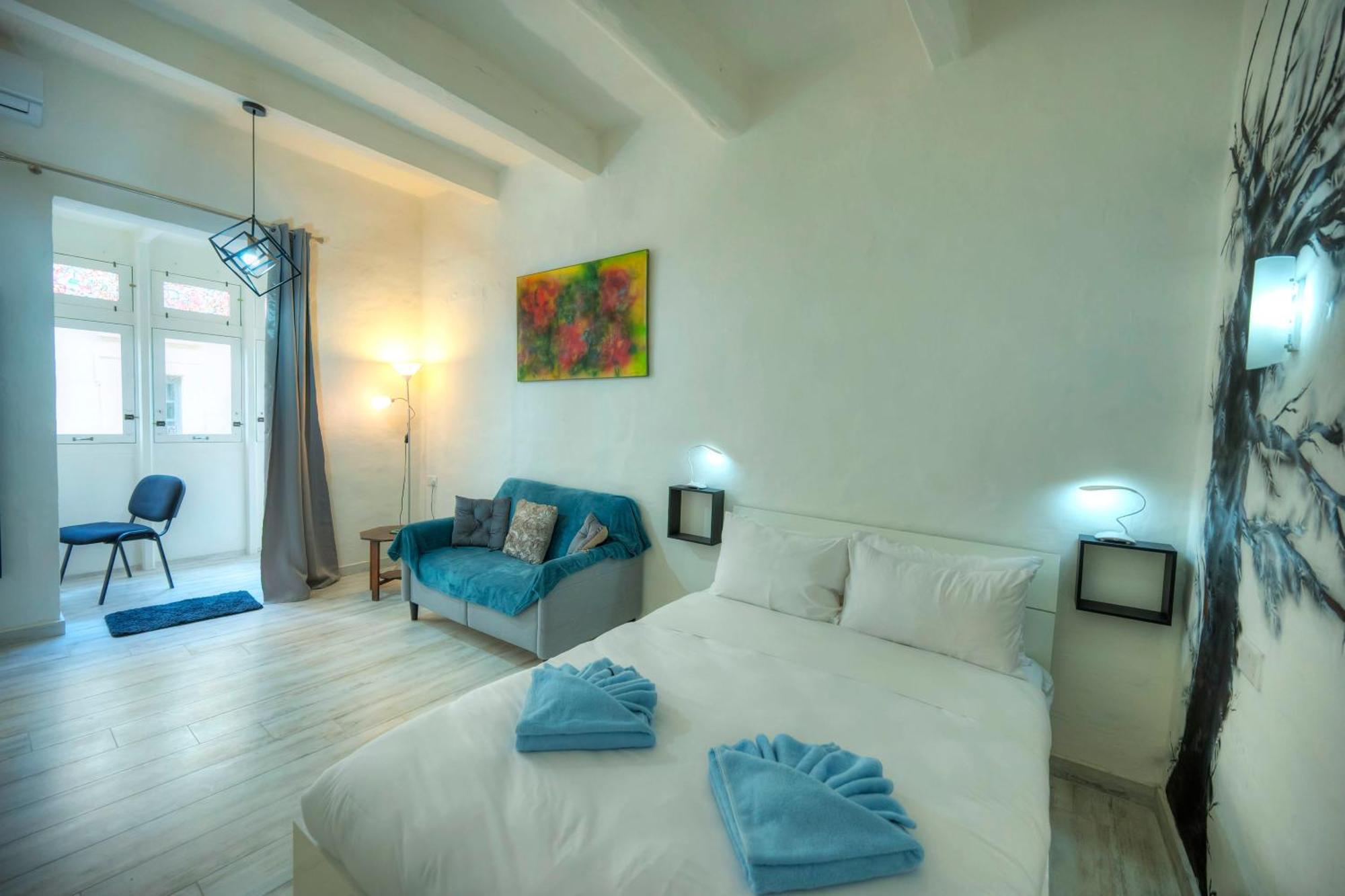 Charming 3 Storey In Centre, Ngri1-1 Valletta