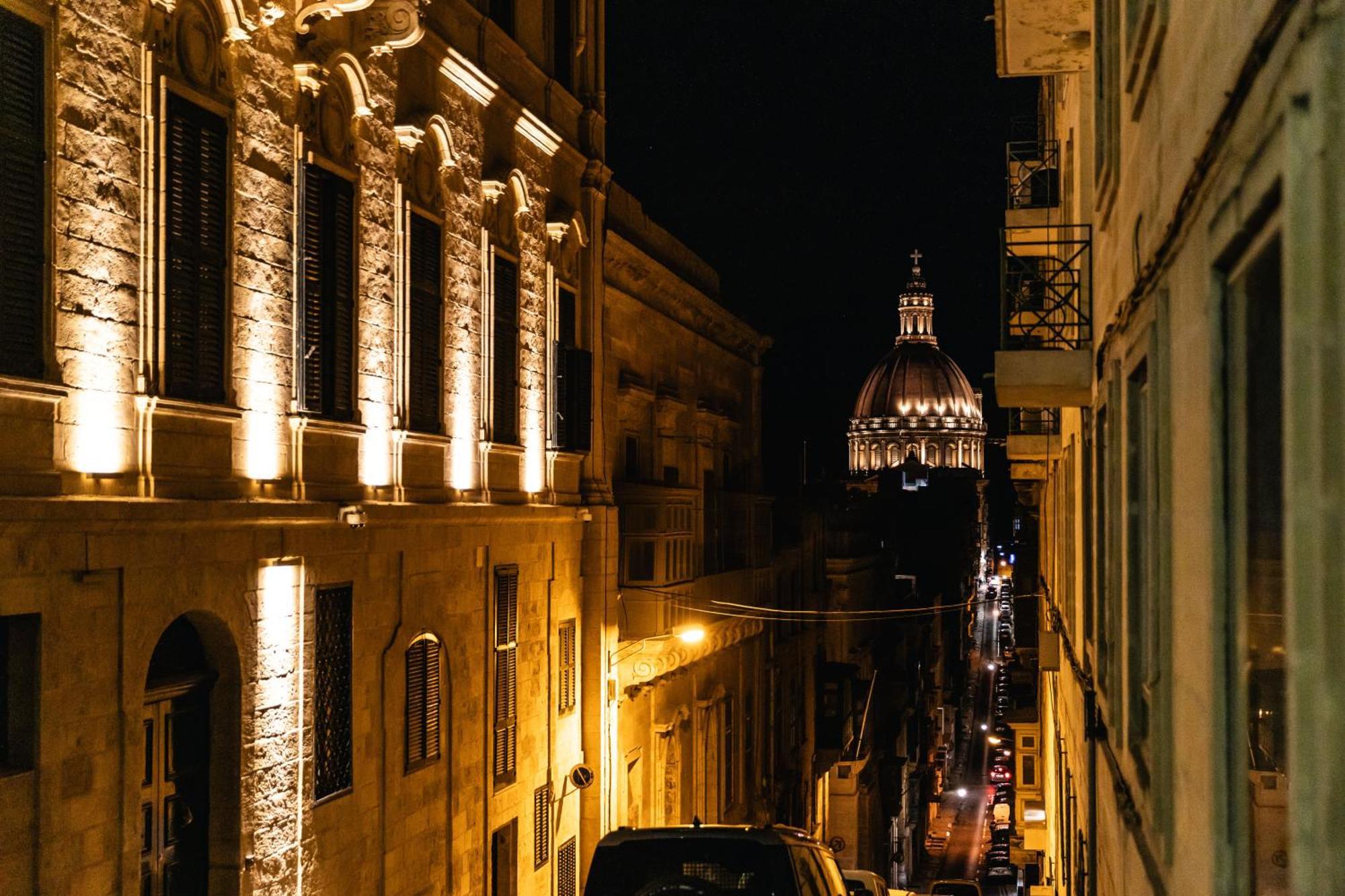 Apartment Modern 2br Flat In By Arcobnb Valletta