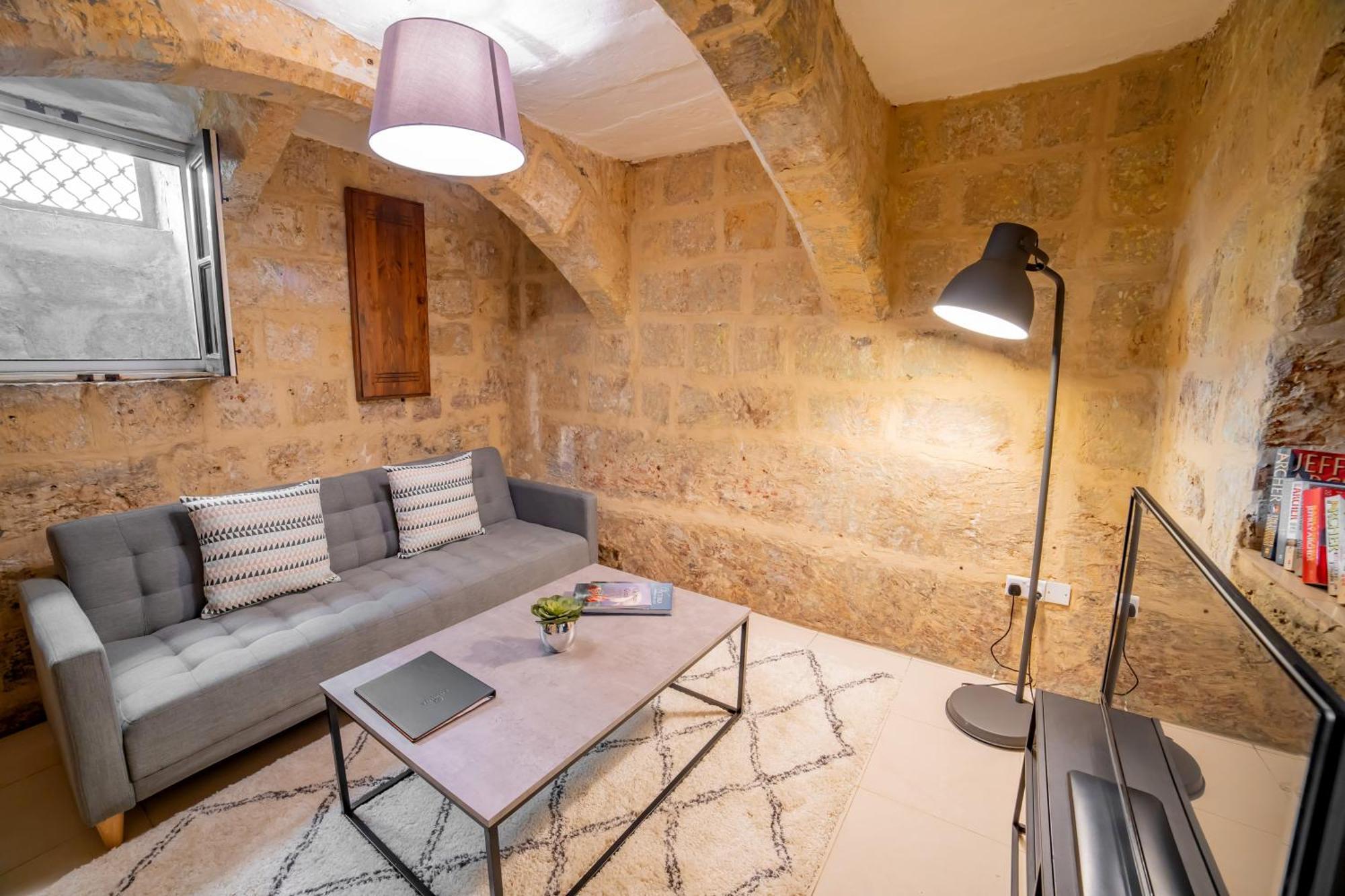 Carmelita Maisonette Valeta