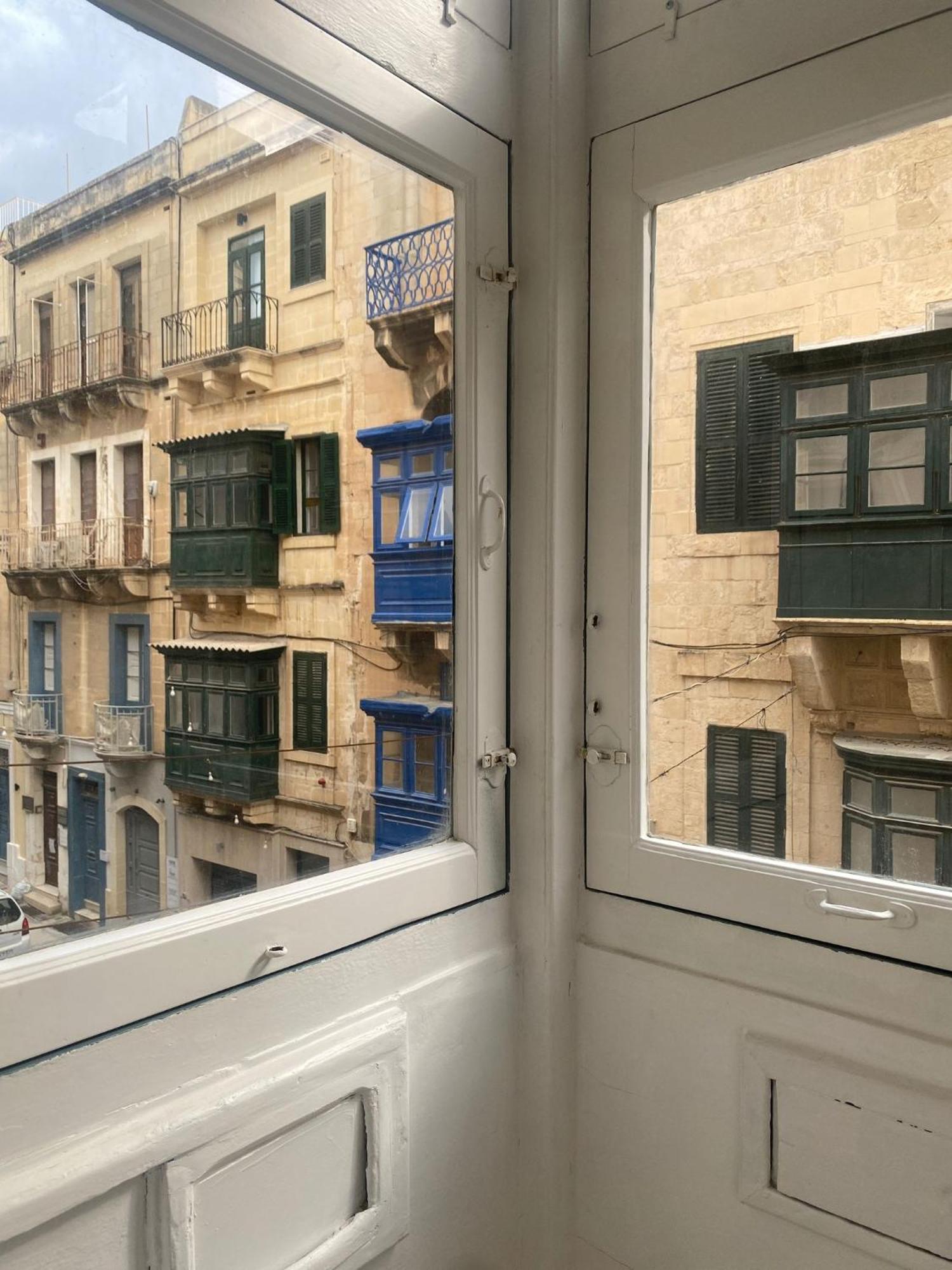 Mulberry * Valletta