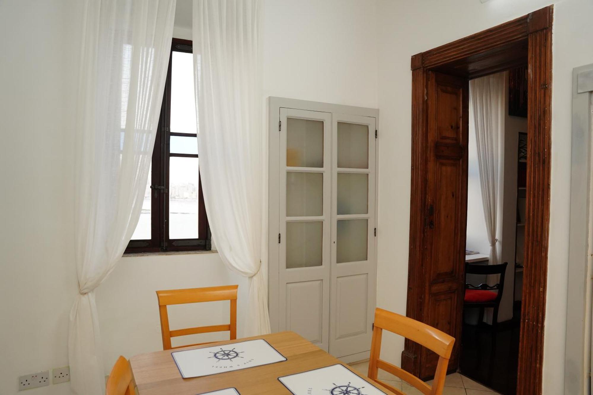 Xetto Apartment