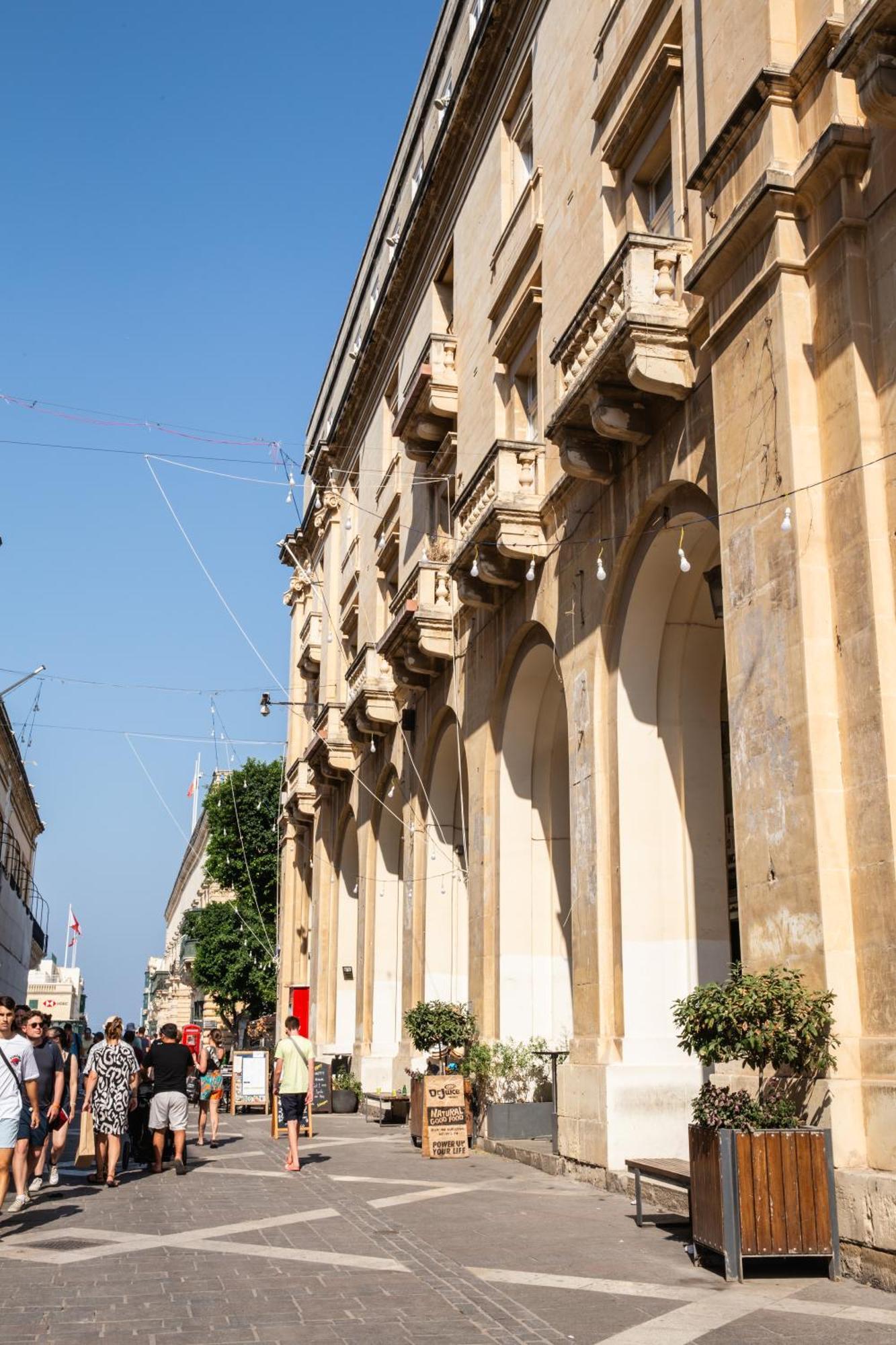 Center By Arcobnb Valletta