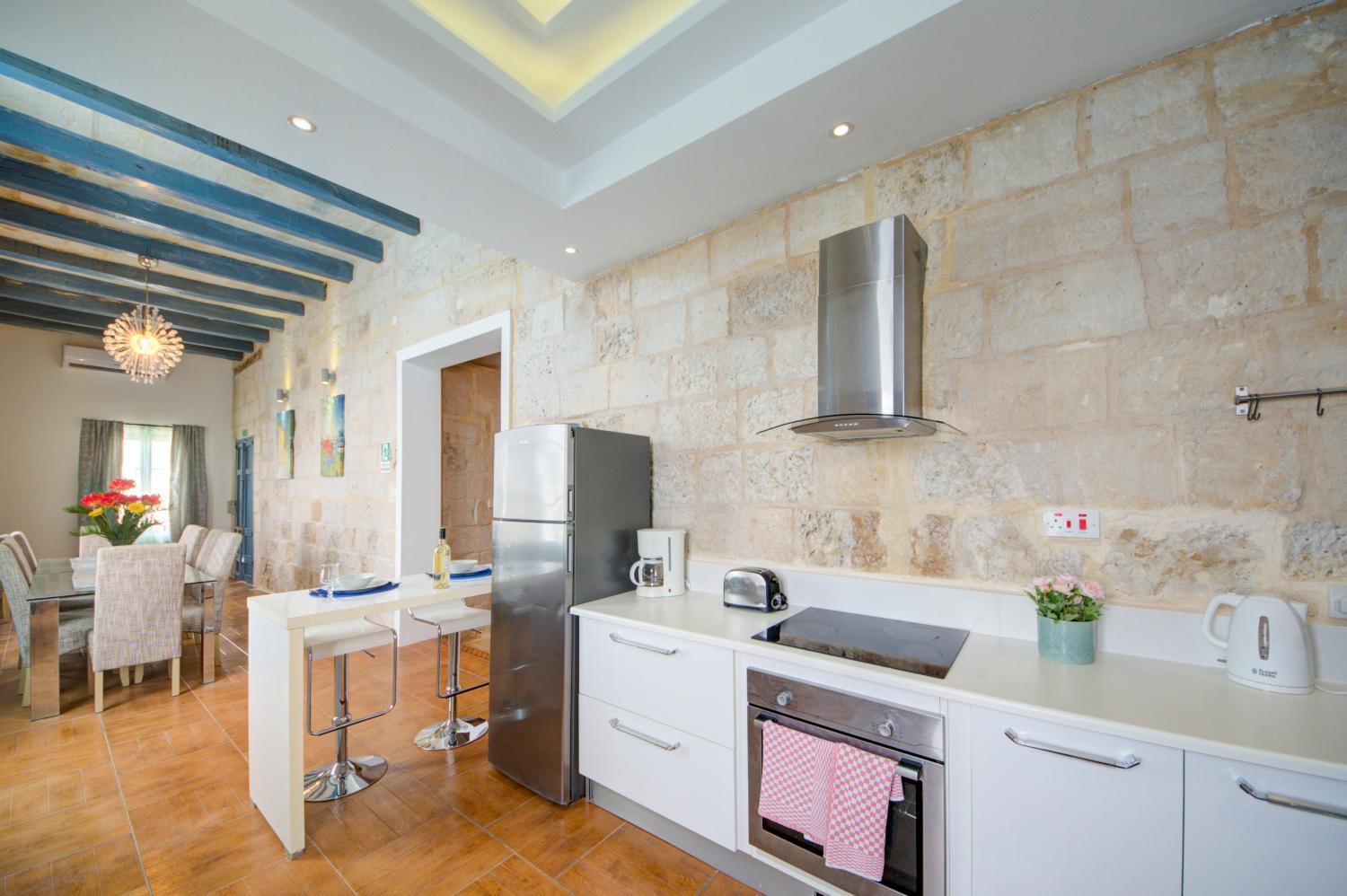 Waterfront With Pool And Jacuzzi Villa Valletta