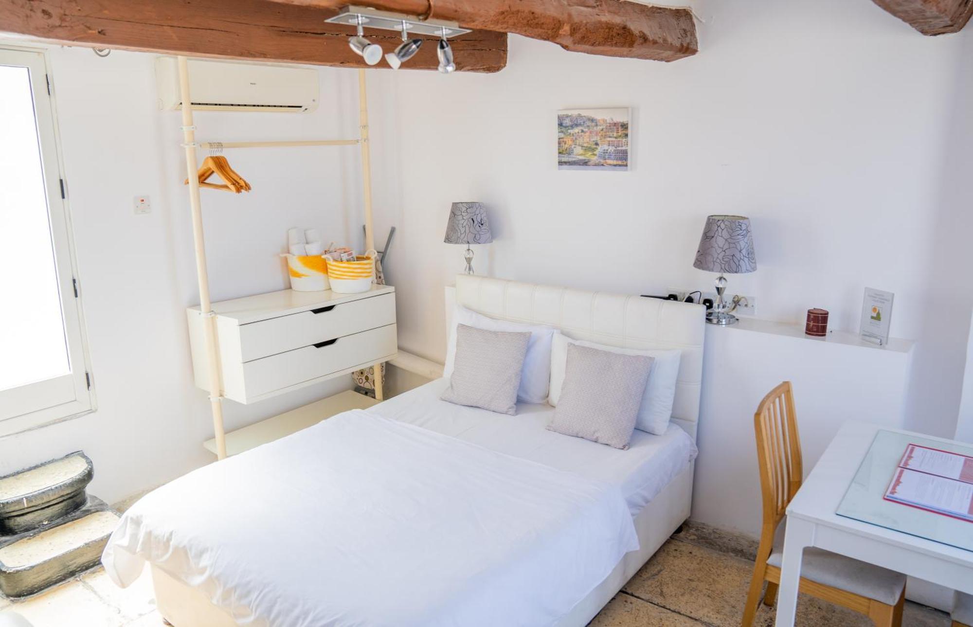 Vallettastay Skyline Sea View Studio