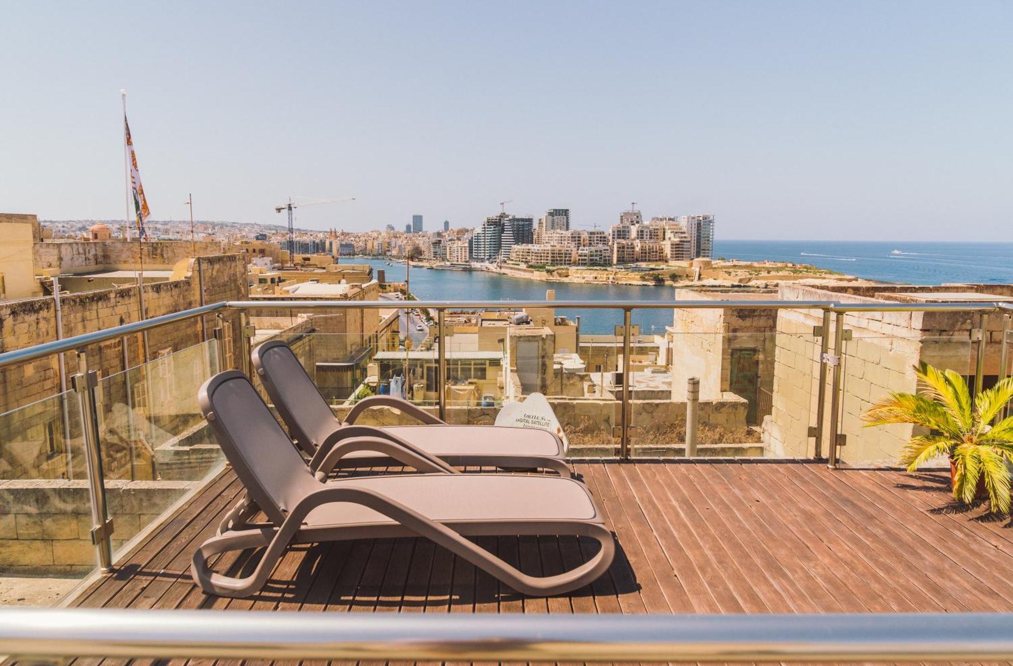 Apartment Vallettastay Skyline Sea View Studio