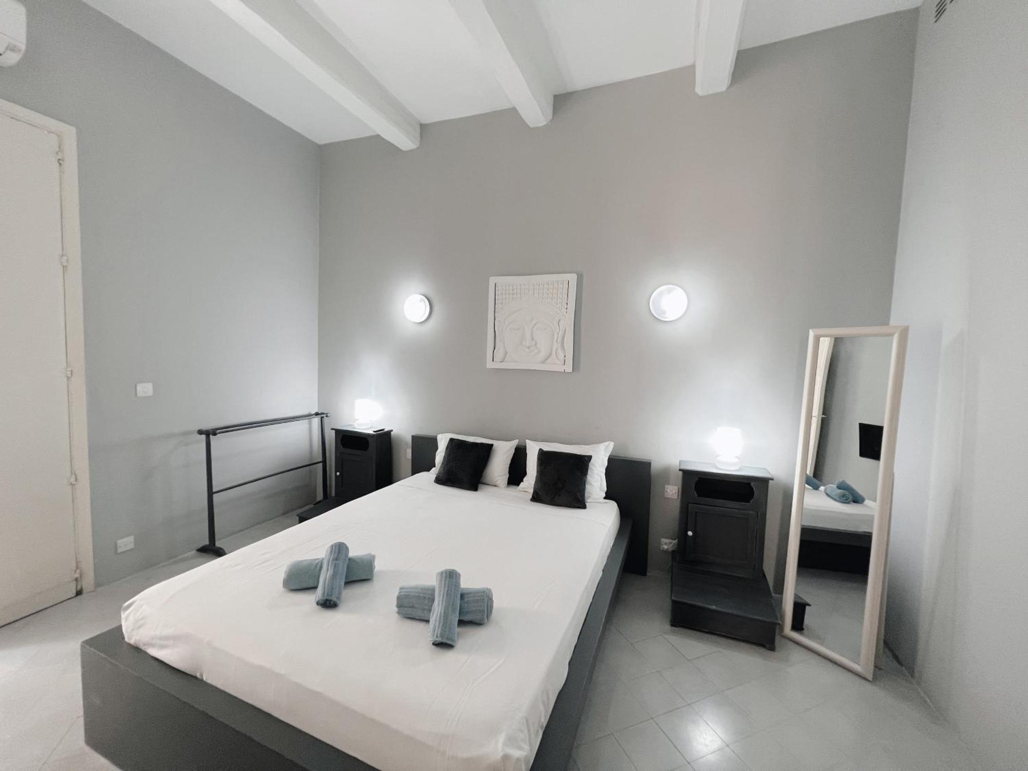 Charm El Malta - Spacious 1br Apartamento *