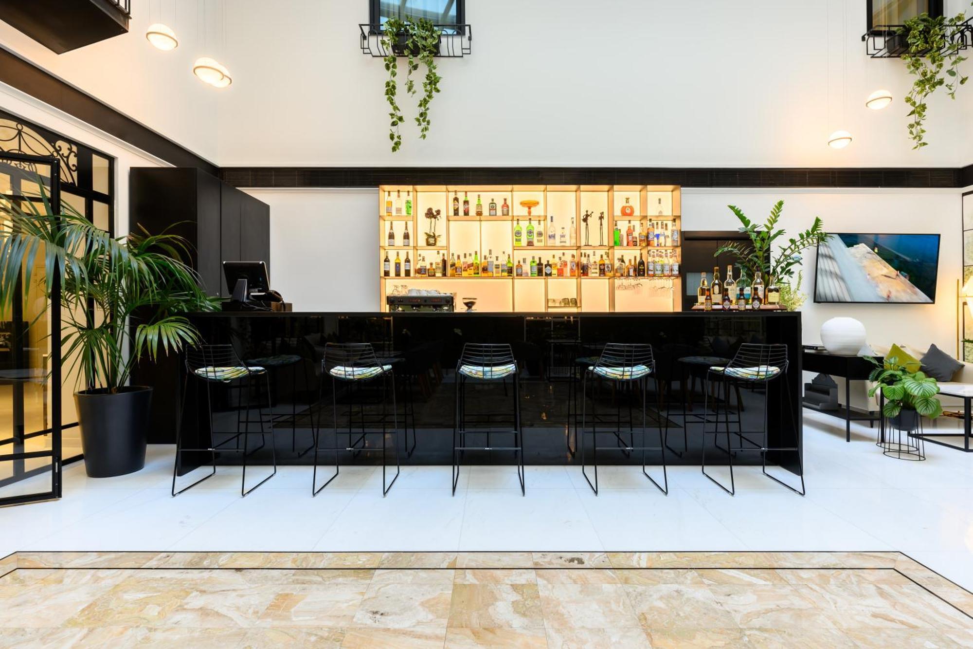 The Embassy Hotel Valletta