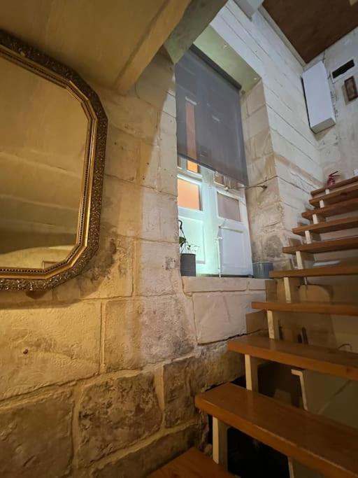 Valletta's Charming Loft Apartment Valletta