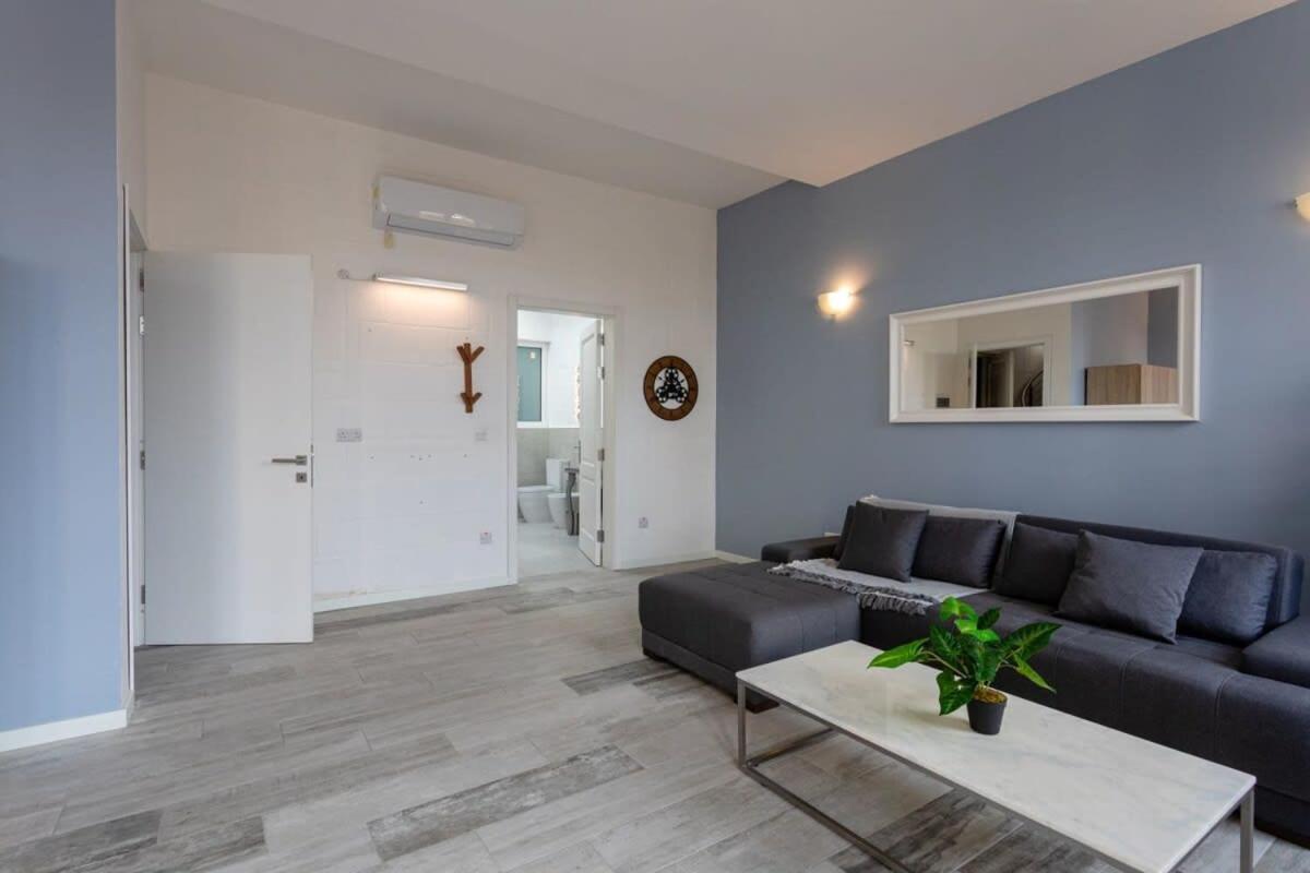 Valletta Apartment * Valletta