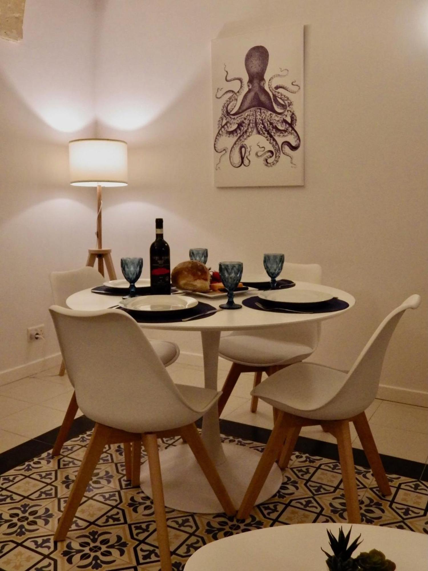 Modern Traditional With Maltese Internal Court Yard - Designed With Traditional Stone And Tiling Valletta