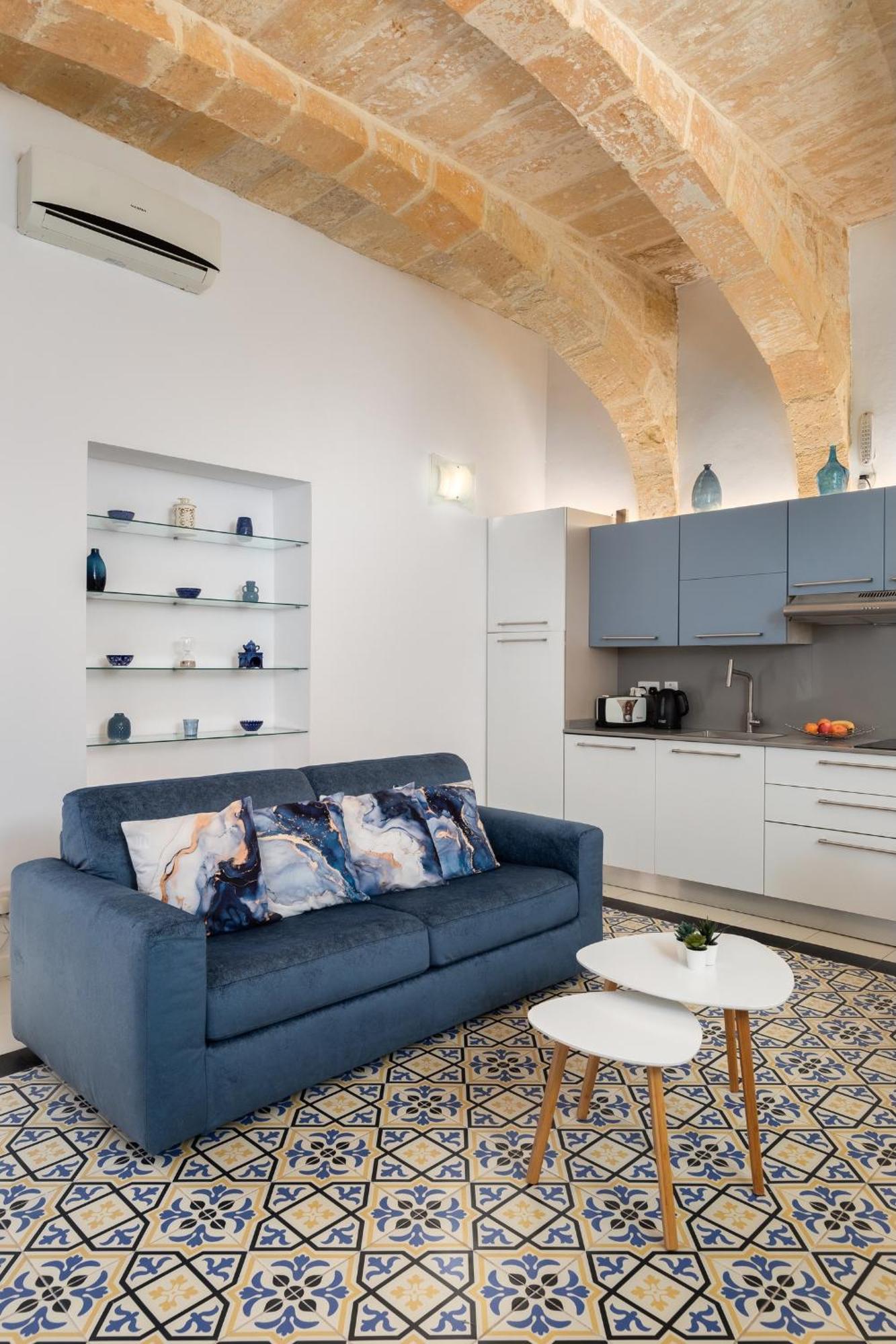 Modern Traditional With Maltese Internal Court Yard - Designed With Traditional Stone And Tiling Apartment Valletta