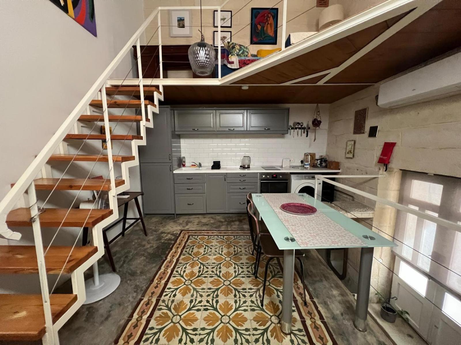 Valletta's Charming Loft Apartment Valletta