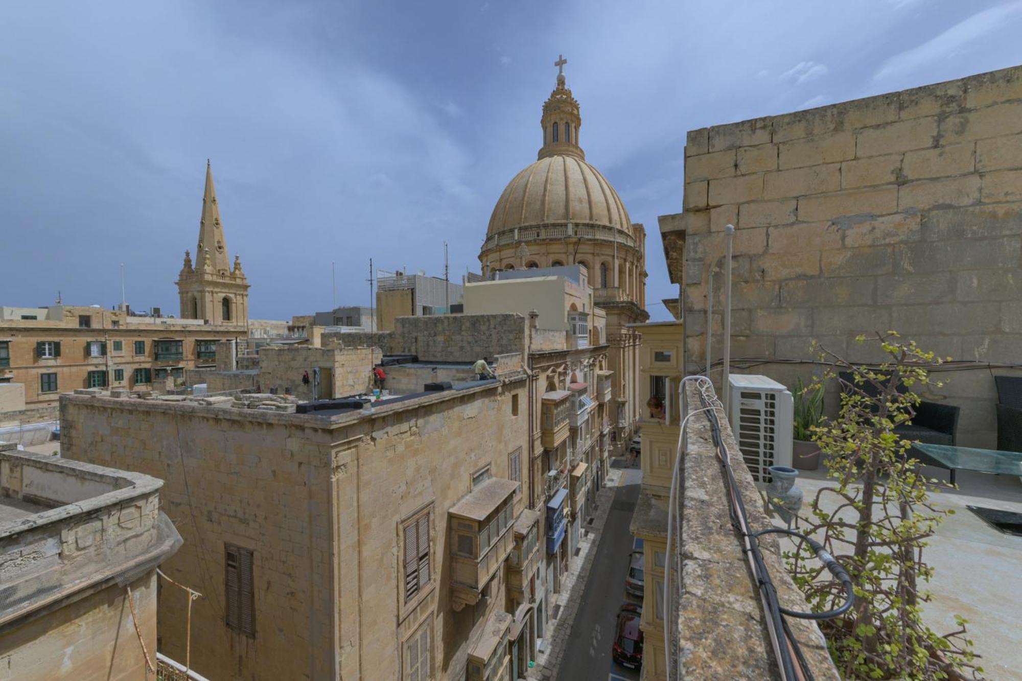 Apartment New 1 Bedroom In Centre With Terrace And Views Valletta