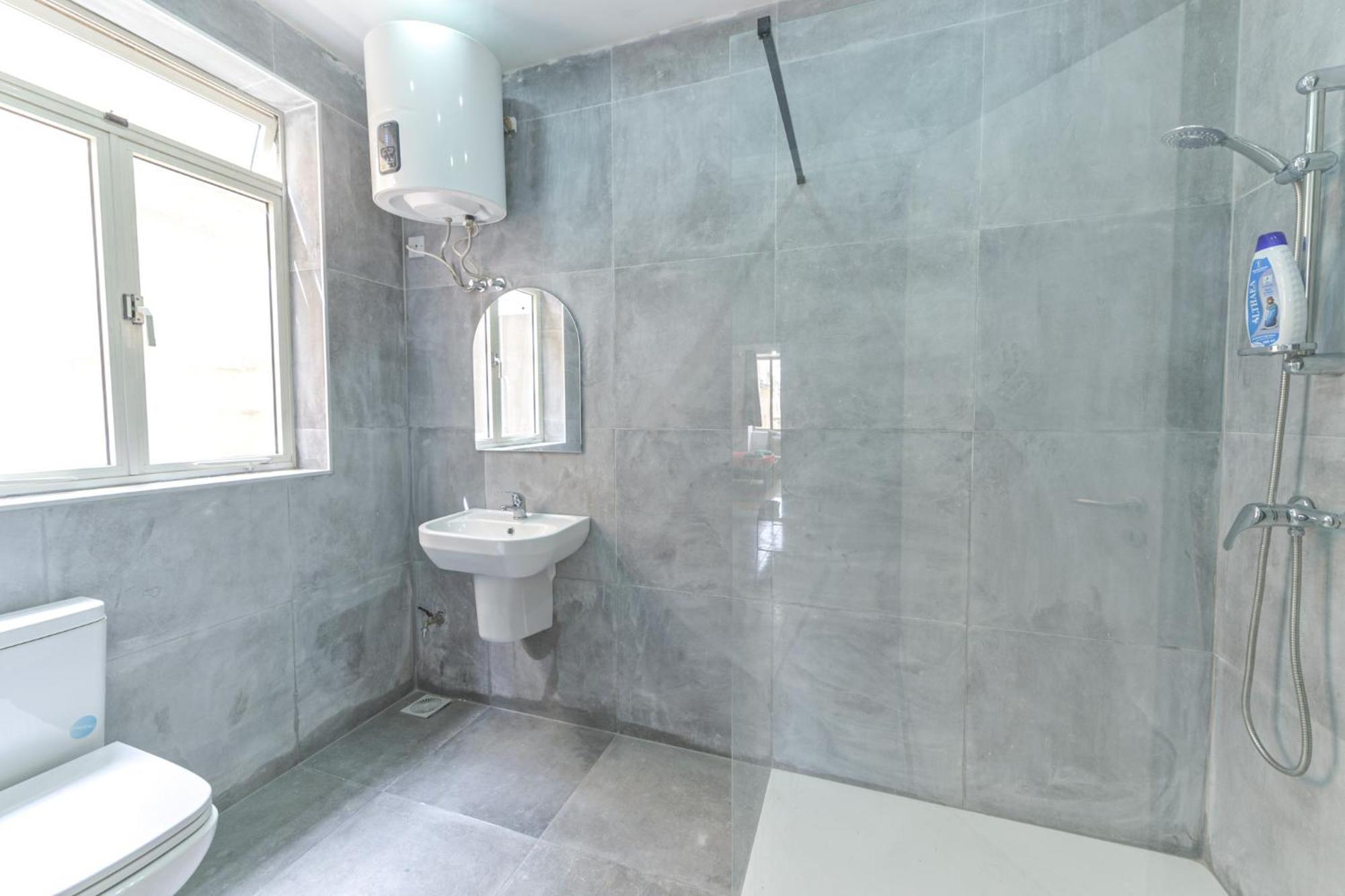 Apartment New 1 Bedroom In Centre With Terrace And Views *