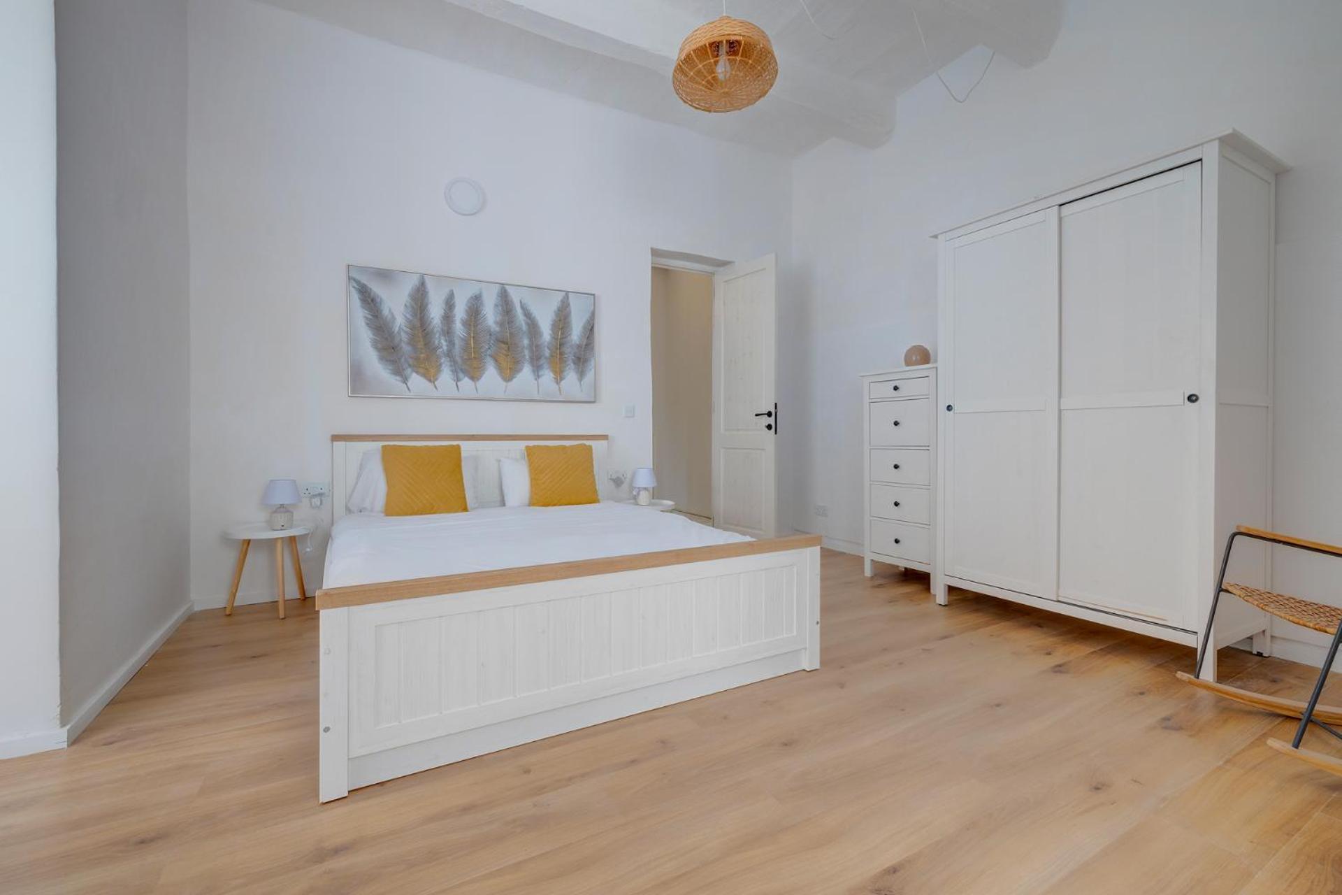 Cosy 1 Bedroom In The Heart Of *