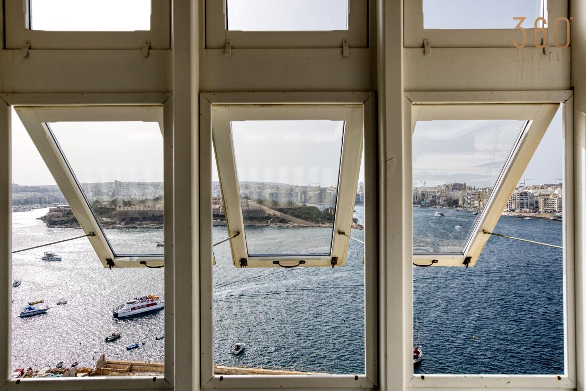 Postcard Penthouse By 360 Estates Valletta