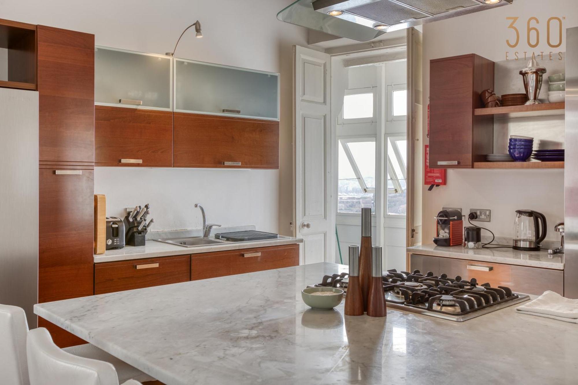 Apartment Postcard Penthouse By 360 Estates *