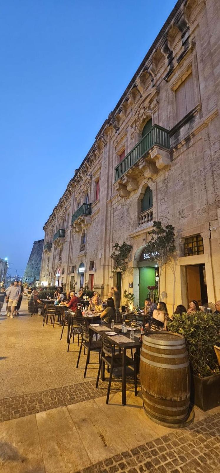 Modern Elegance * Valletta