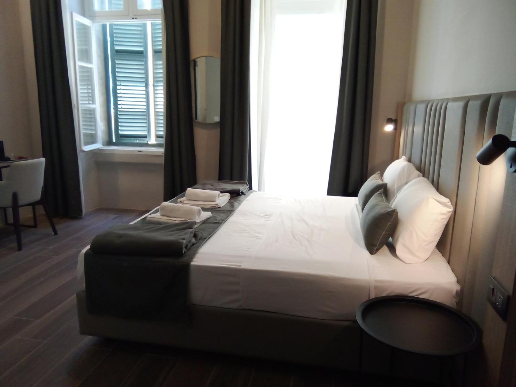 Mulberry Hotel