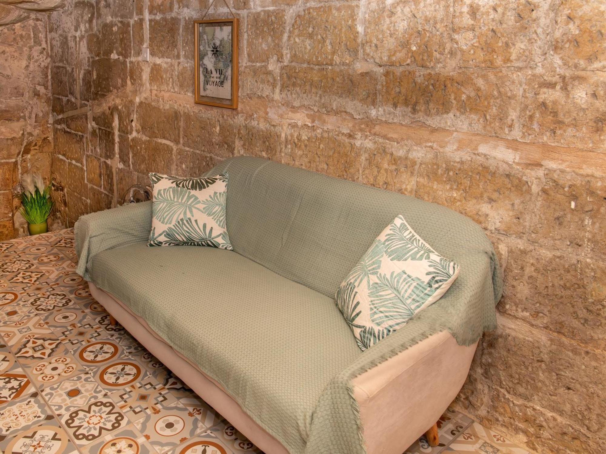 75 St Christopher Street, Apartment Valletta