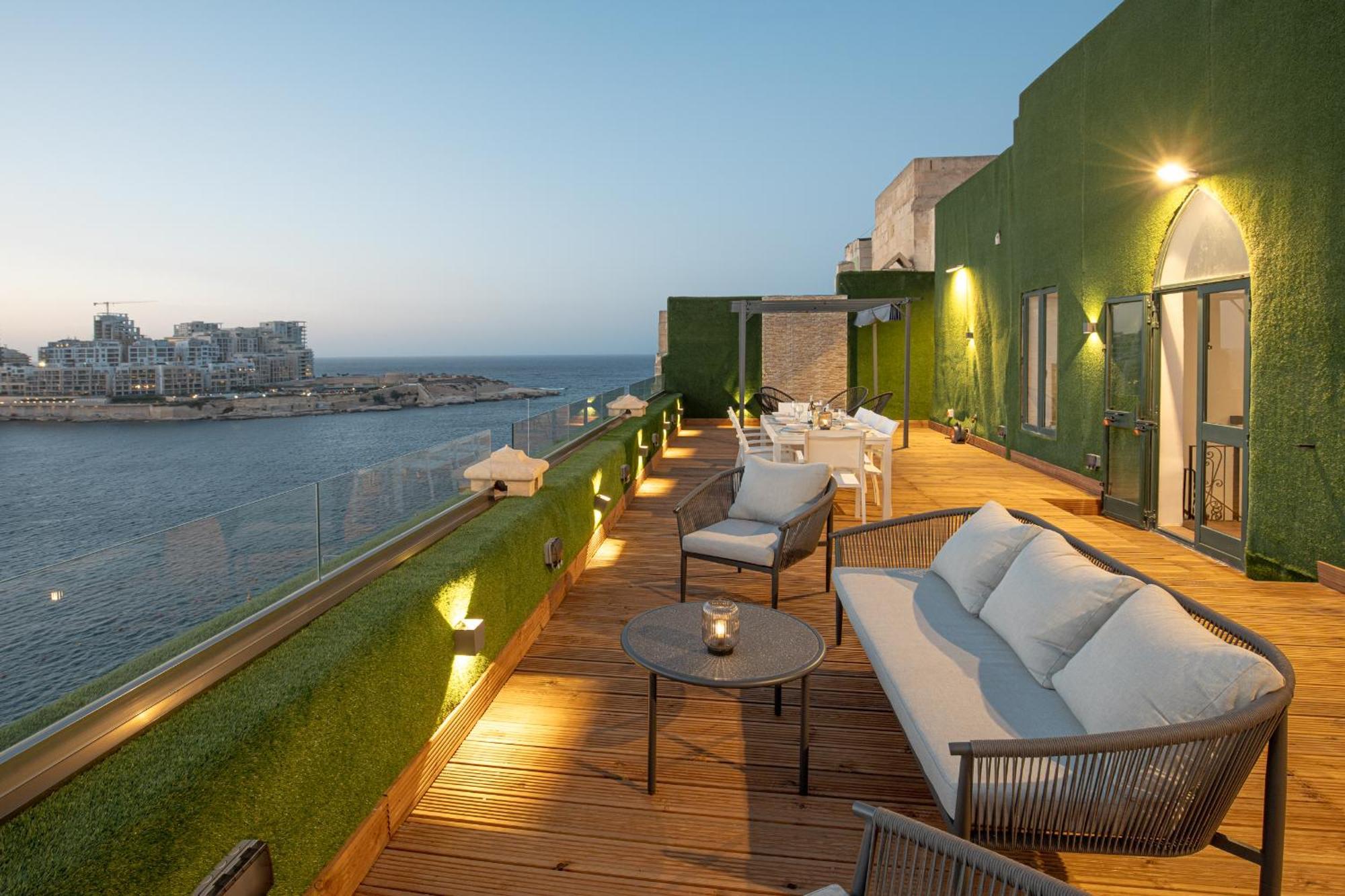 Apartment The Iconic Terrace *
