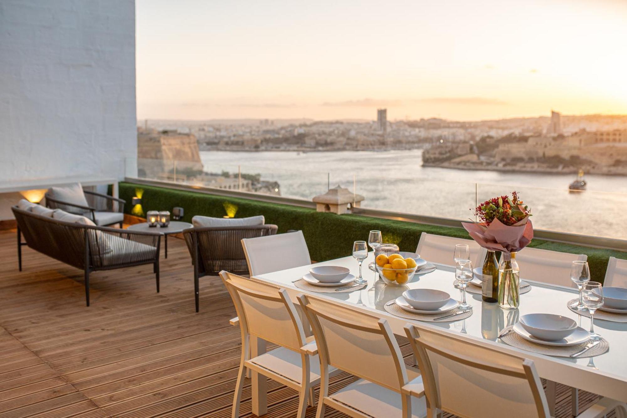 Apartment The Iconic Terrace