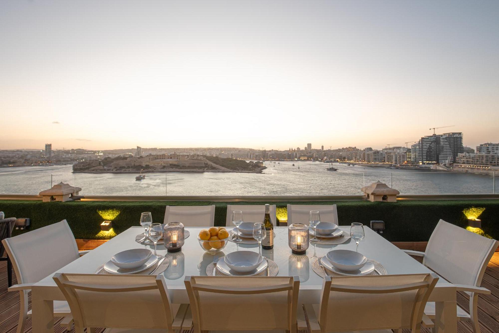 The Iconic Terrace