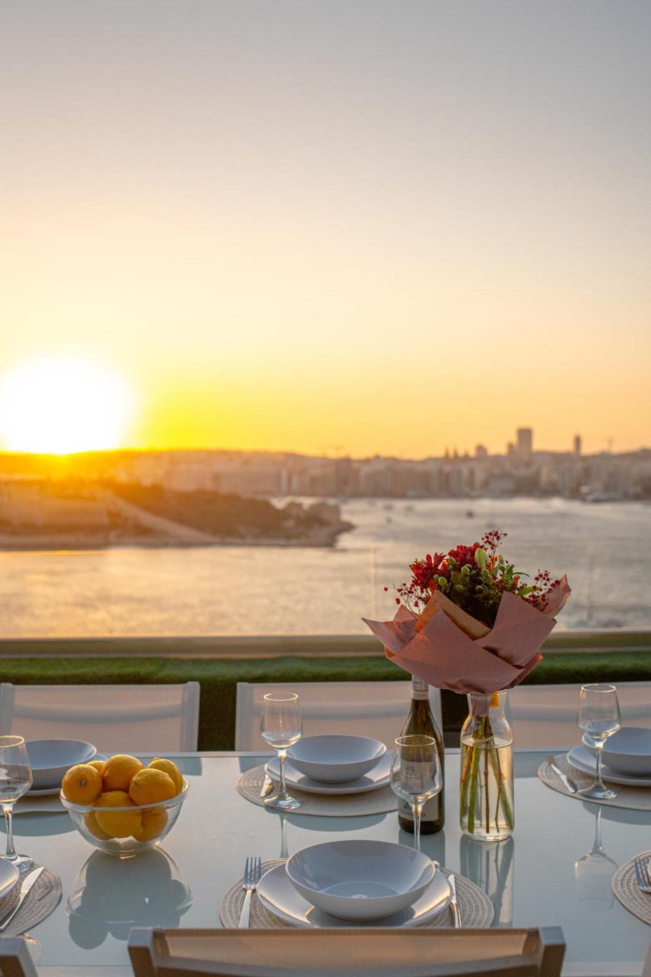 The Iconic Terrace *