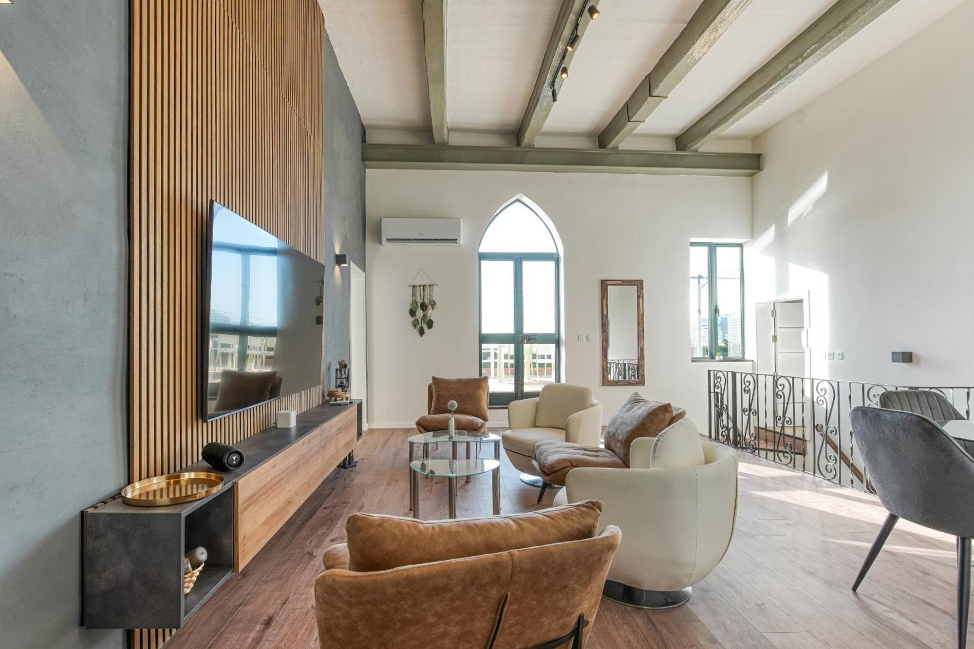The Iconic Terrace Apartment *