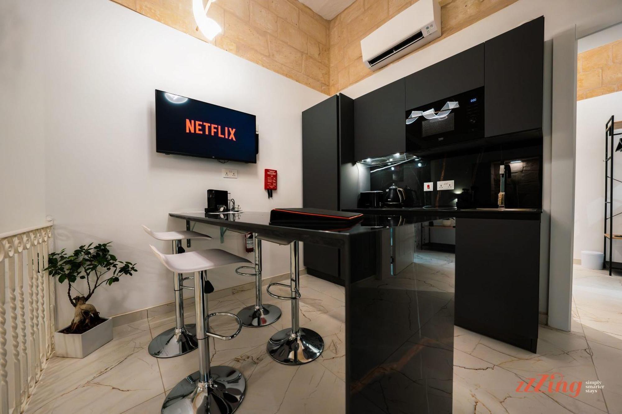 A Stylish In Malta's Capital Apartment