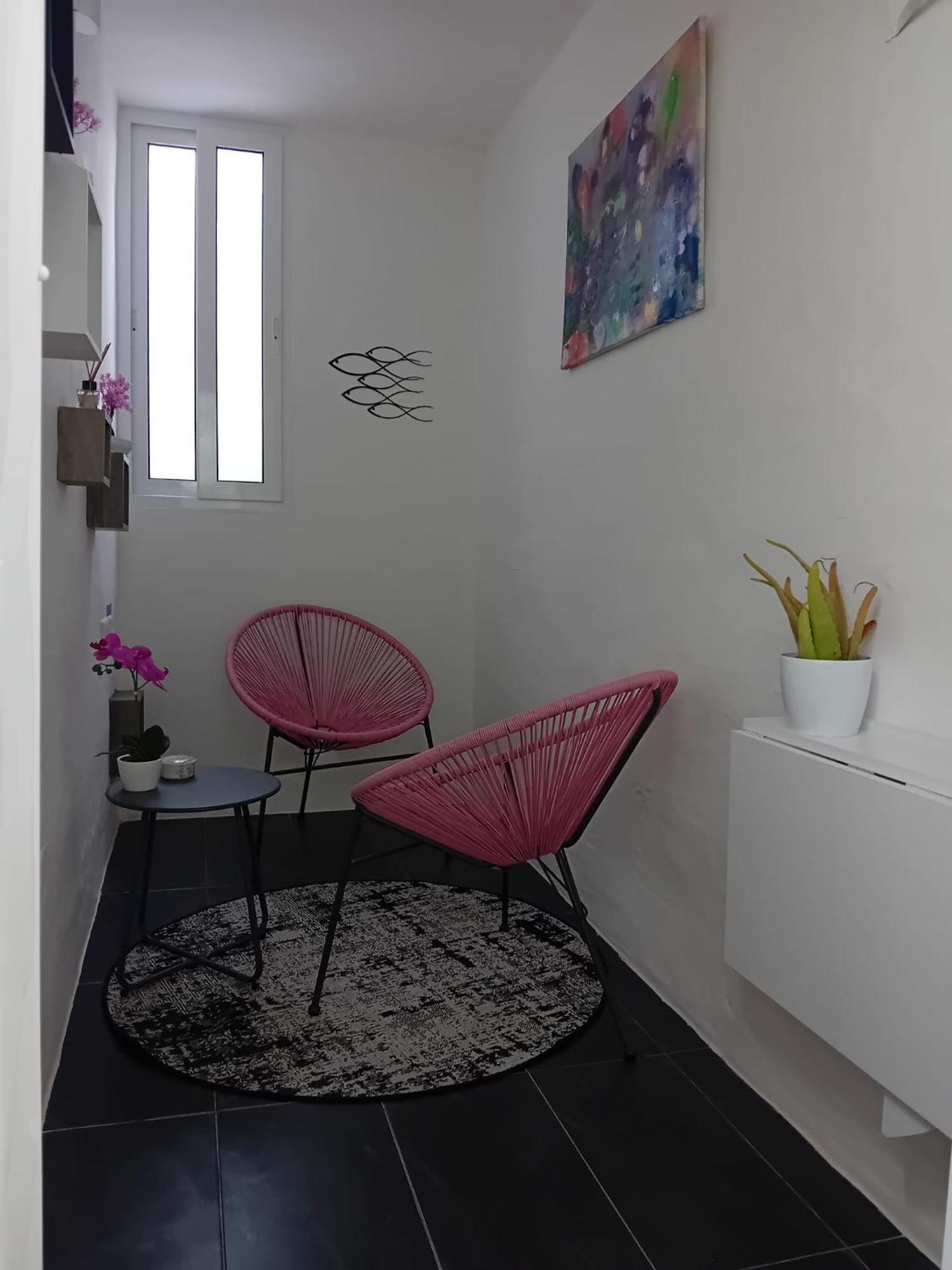 Charming 3 Storey In Centre, Ngri1-1 Apartment *