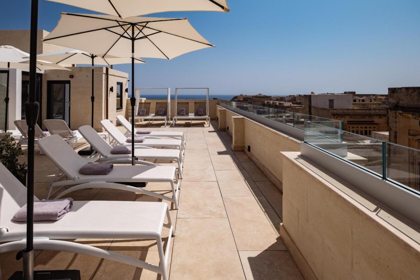 Palais Le Brun 4*