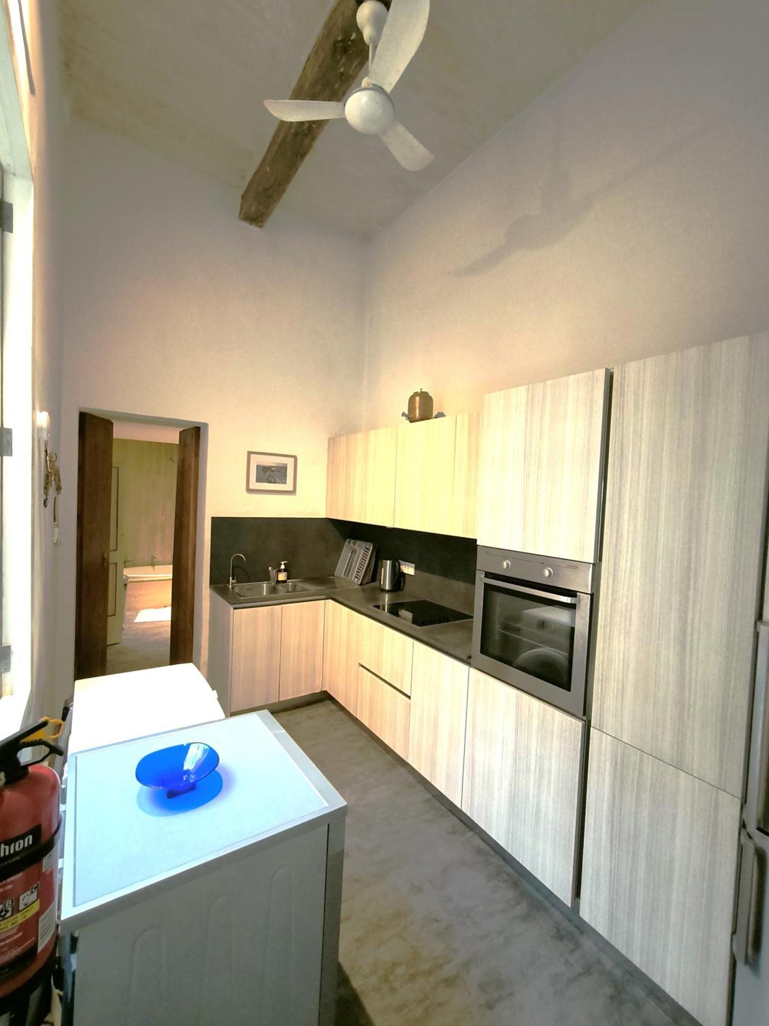 Stunning 3 Bedroom Town House Apartment Valletta