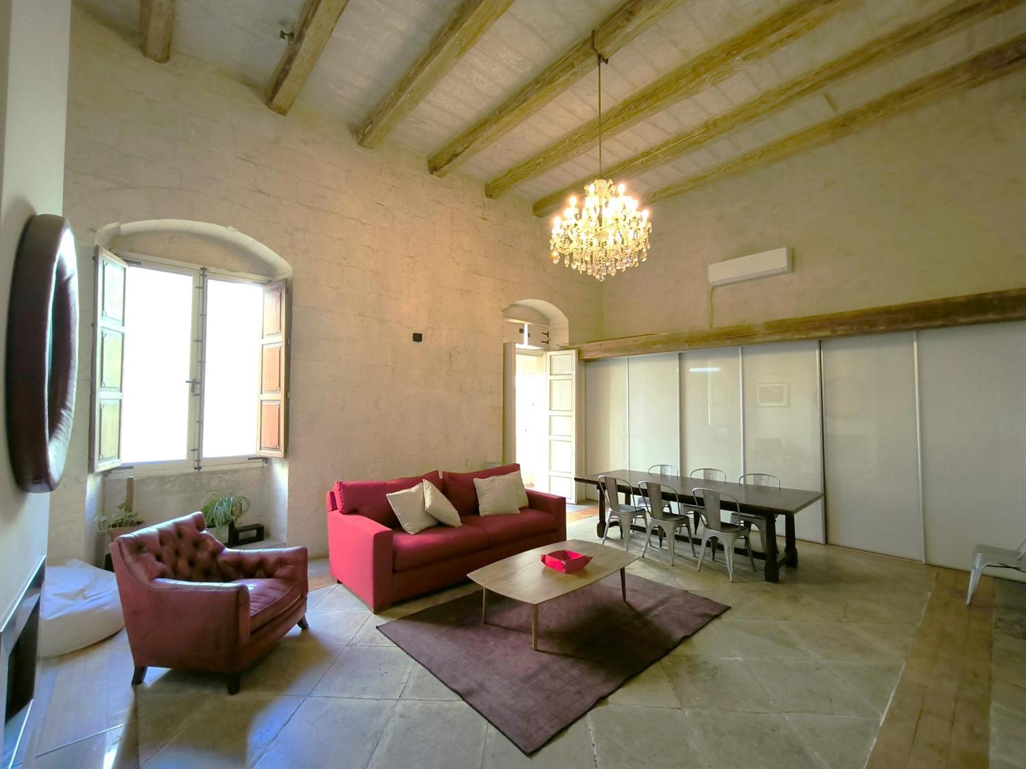Stunning 3 Bedroom Town House Apartamento