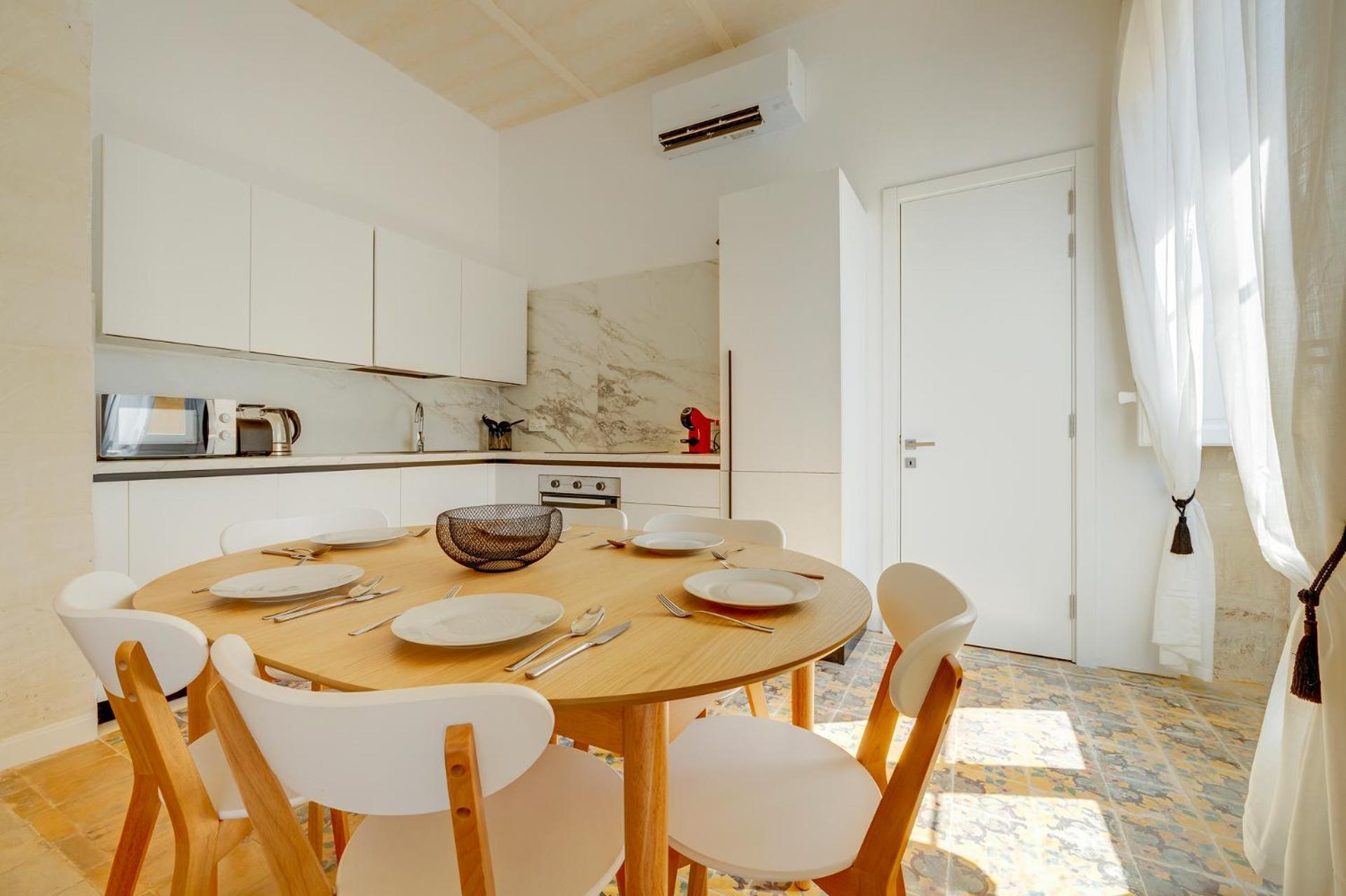 Exclusive With Historic Charm Apartment