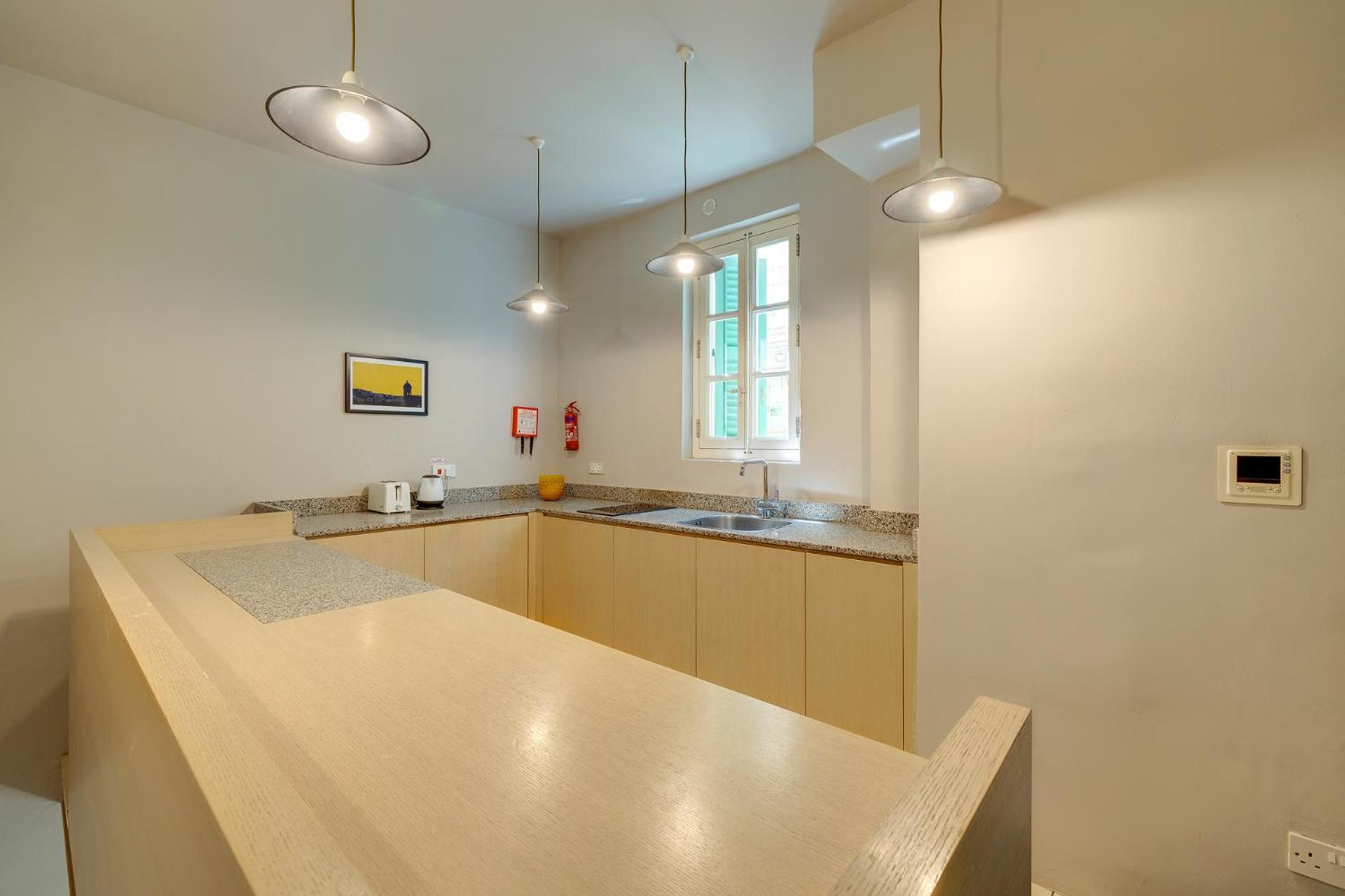 Tranquil 2 Bedroom In The Heart Of *