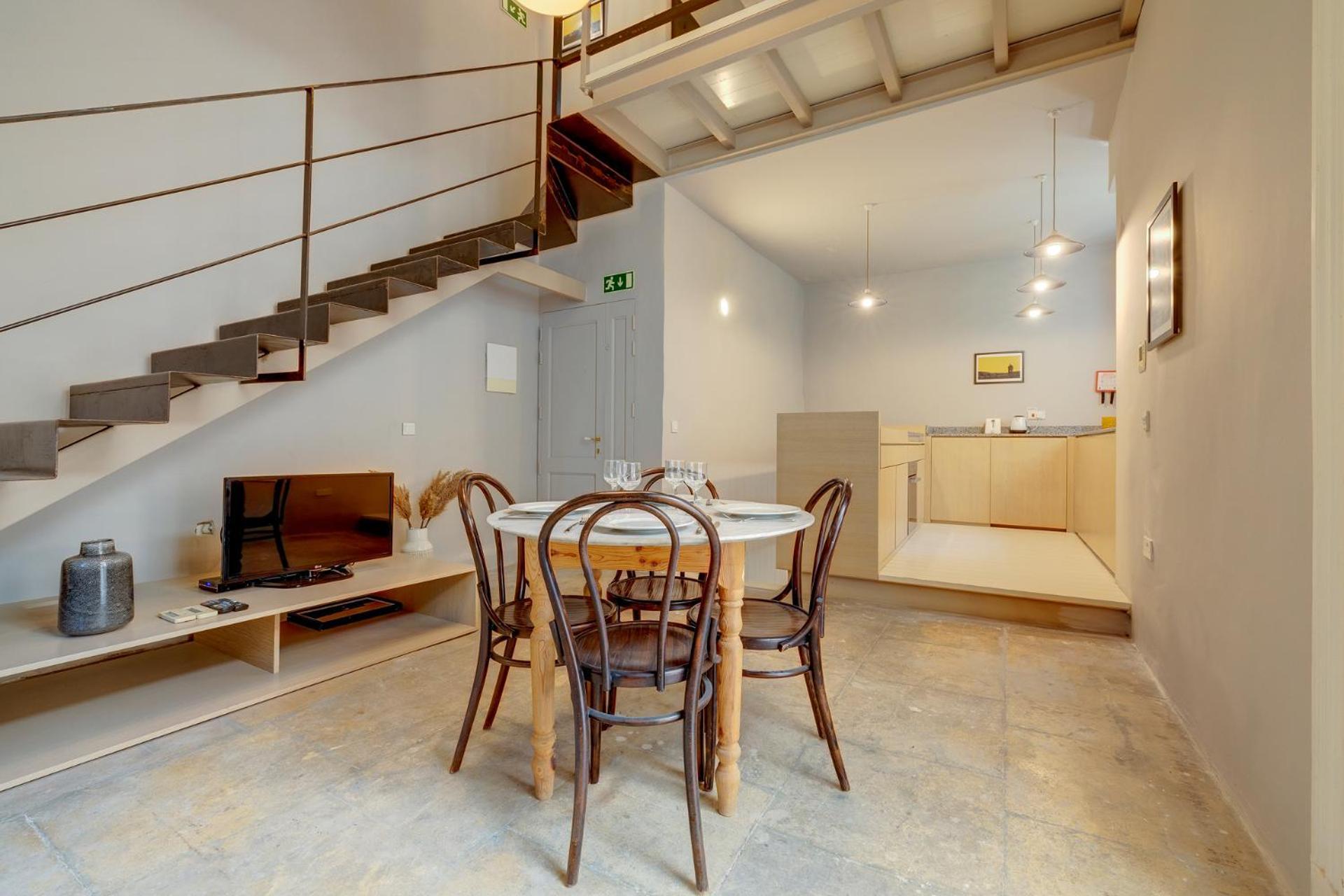 Tranquil 2 Bedroom In The Heart Of *