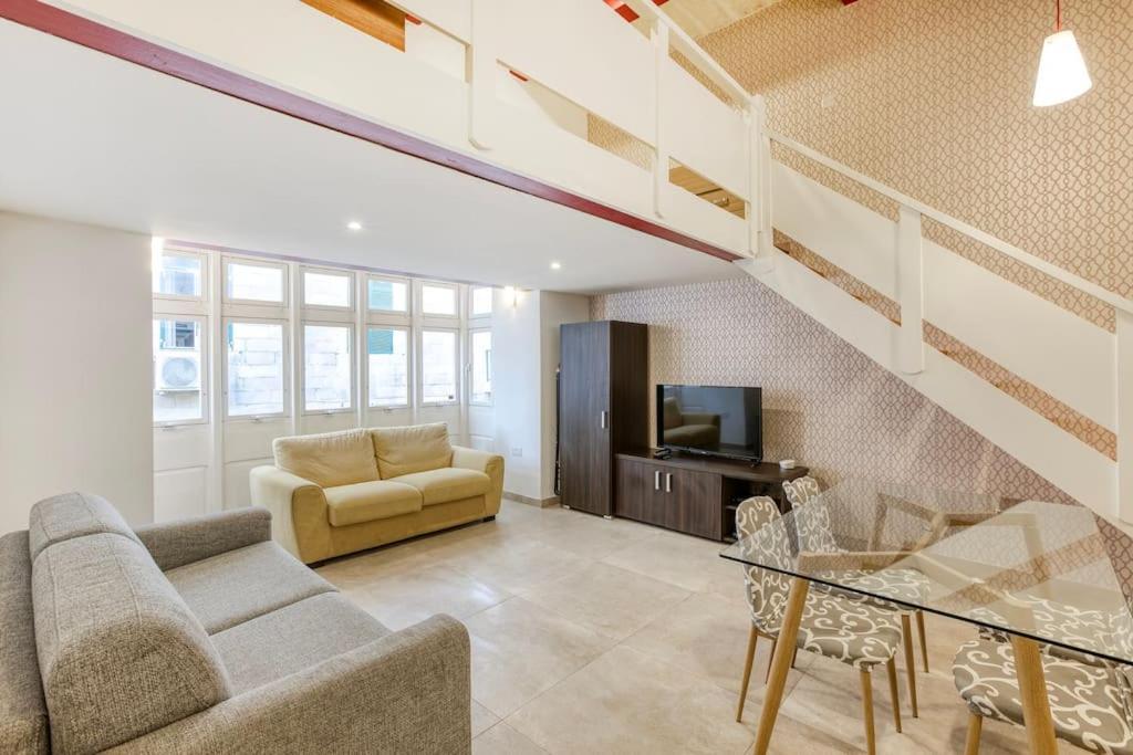 Charming, Designer 1 Bedroom Loft By 360 Estates