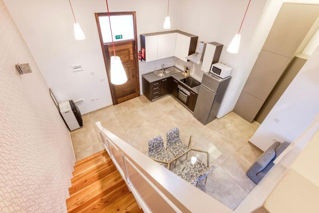 Charming, Designer 1 Bedroom Loft By 360 Estates