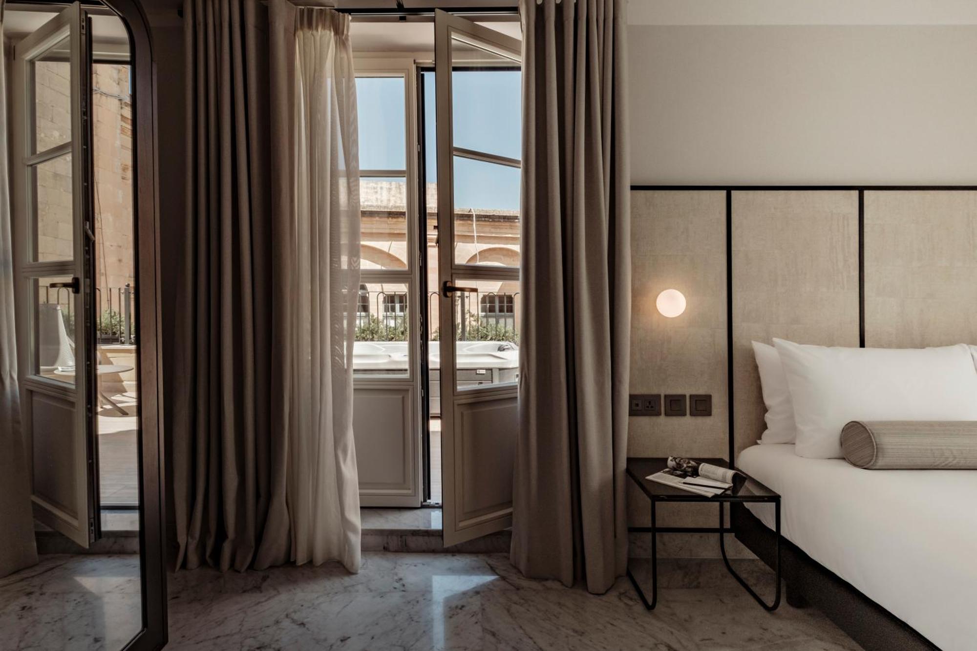 Hotel San Karlu