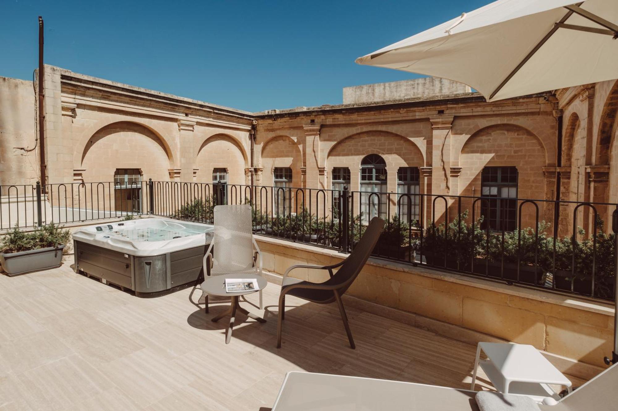 San Karlu 3* Valletta