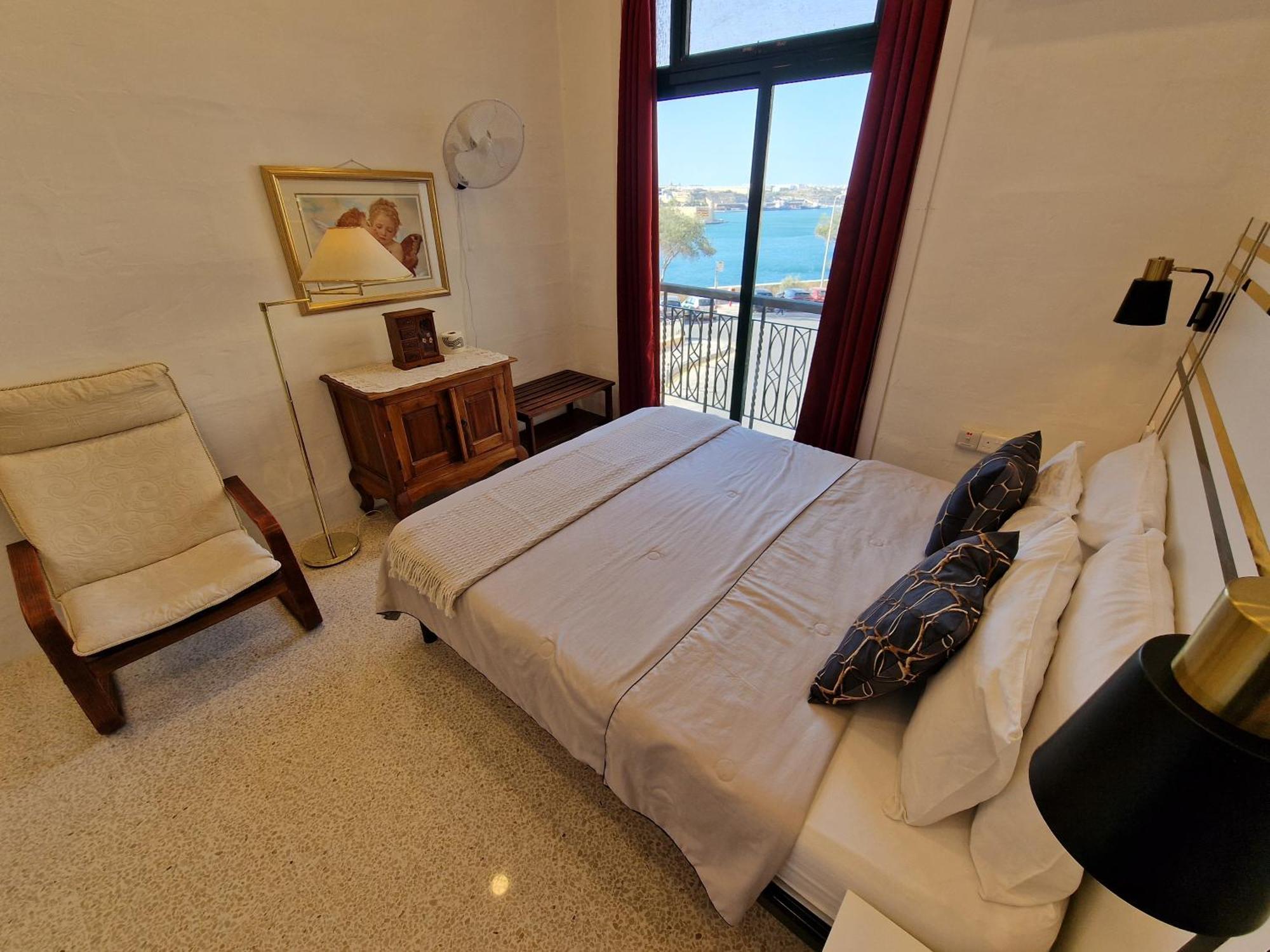 Grand Harbour View Apartamento