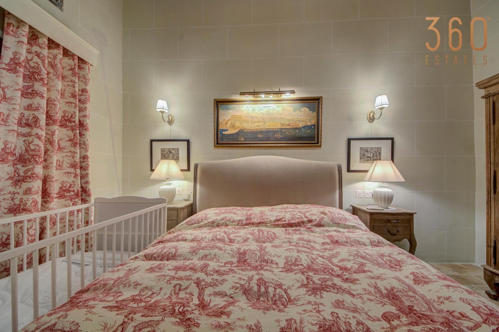 Villa A Luxurious Palazzo In Valetta With Private Pool By 360 Estates *
