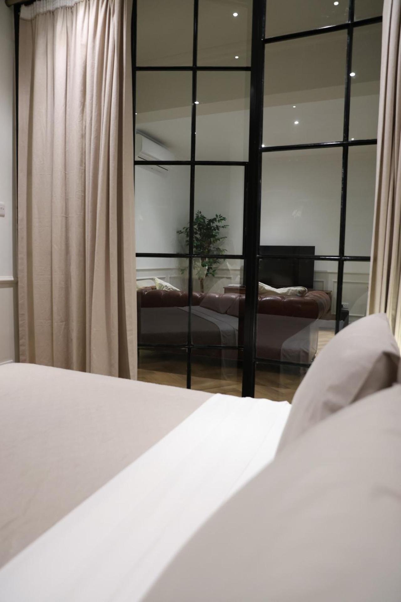 In Style Apartment