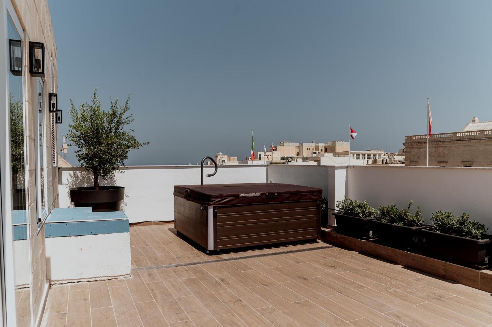 Hotel King Charles *