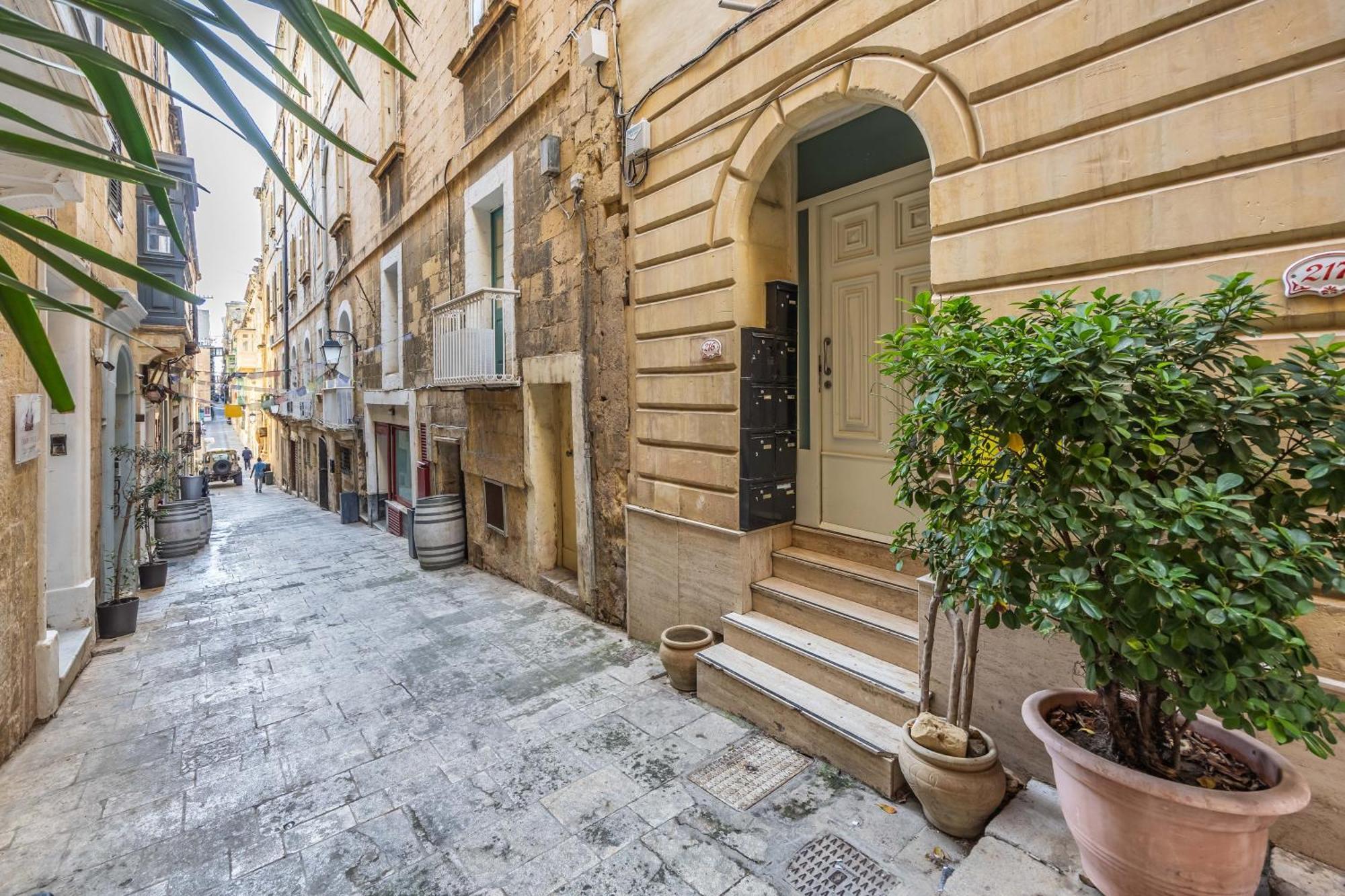 Apartment Stunning 2-bed In Heart Of Valletta