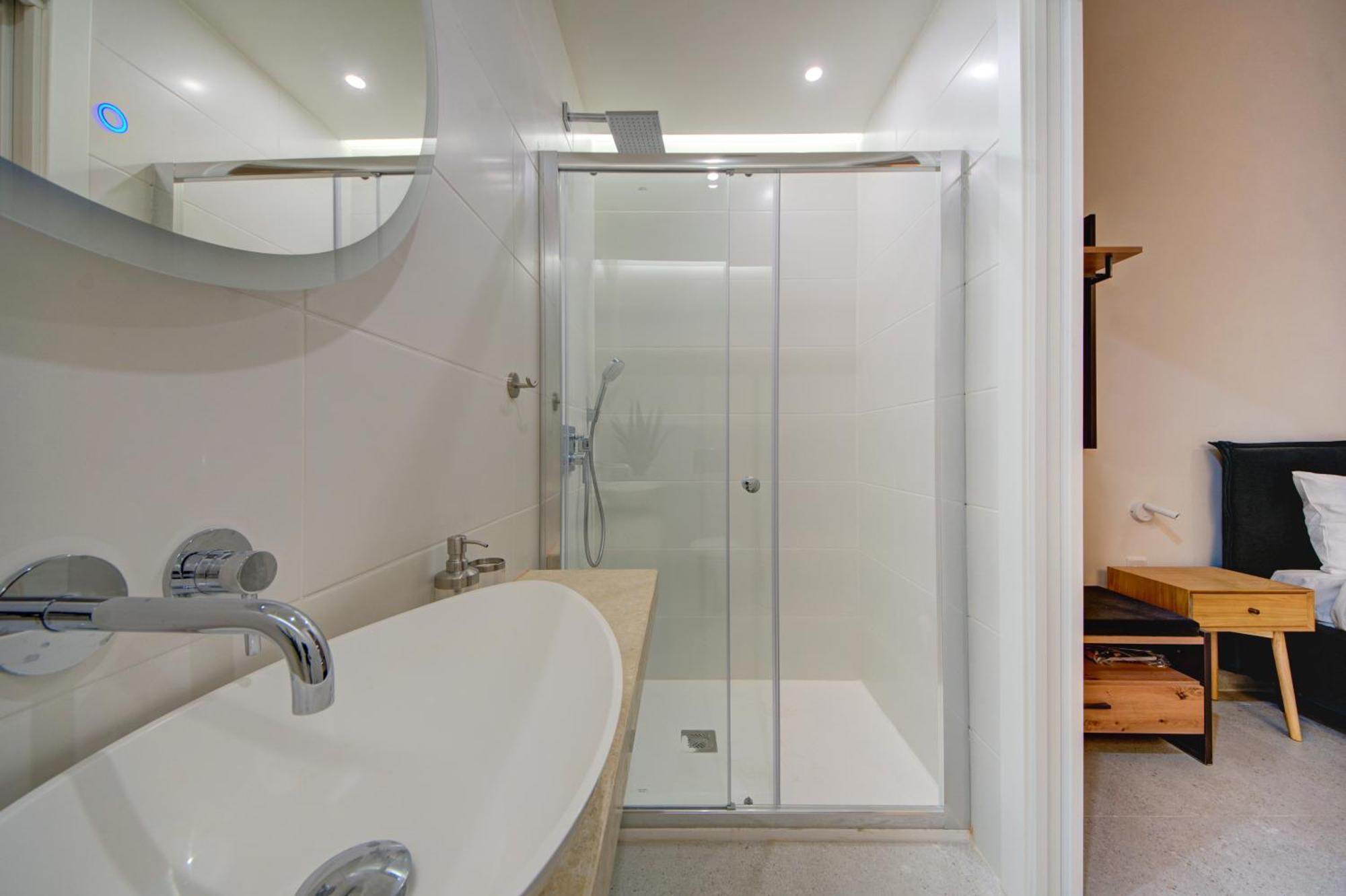 Apartment Beautiful, Designer 2br In Heart Of By 360 Estates Valletta