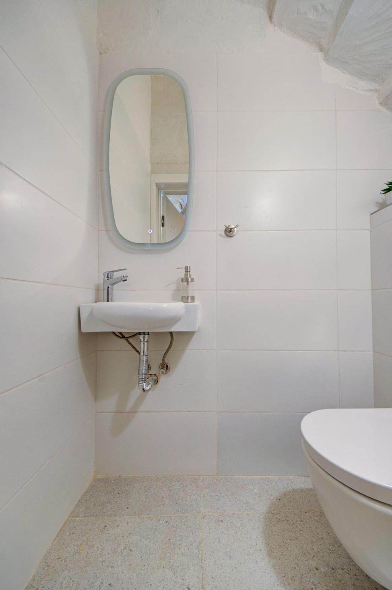 Beautiful, Designer 2br In Heart Of By 360 Estates Apartment *